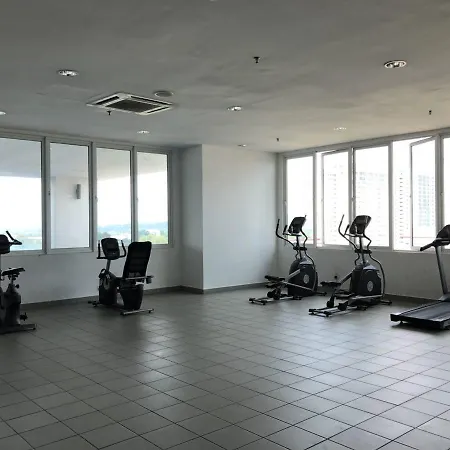 Yenni Duplex @ DeCentrum, Kajang Serdang  Bagian luar foto