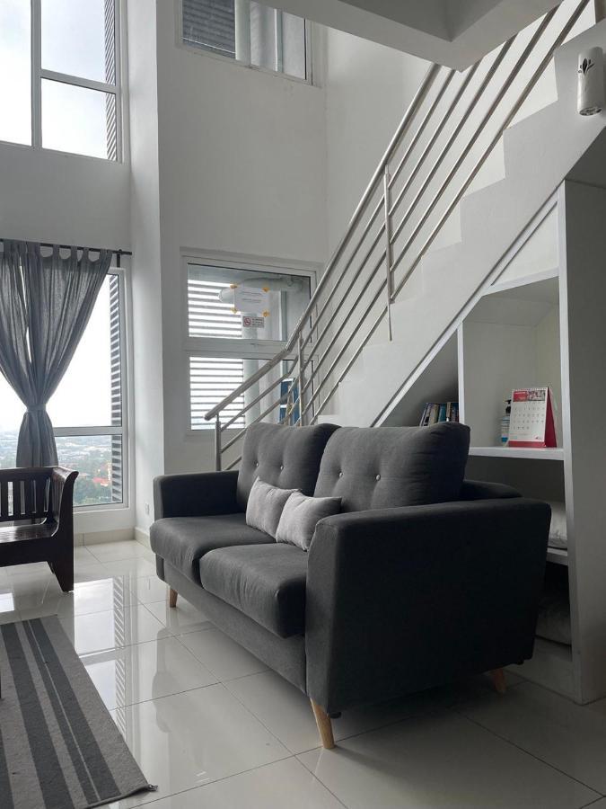 Yenni Duplex @ Decentrum, Kajang Serdang (Selangor)