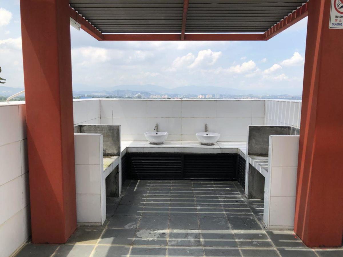 Apartment Yenni Duplex @ Decentrum, Kajang *